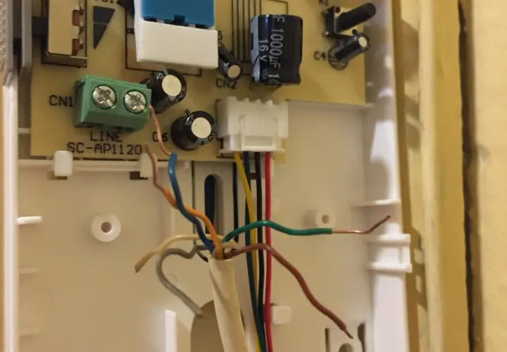 Jak podłączyć domofon 2-żyłowy: 7 kroków do udanej instalacji