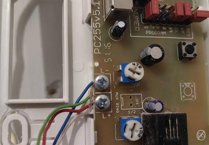 Jak połączyć przerwany kabel od domofonu: 7 skutecznych metod